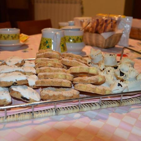 Sa Domo Tua Iun E5942 Bed & Breakfast Bonorva Bagian luar foto
