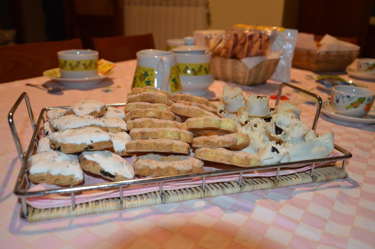 Sa Domo Tua Iun E5942 Bed & Breakfast Bonorva Bagian luar foto